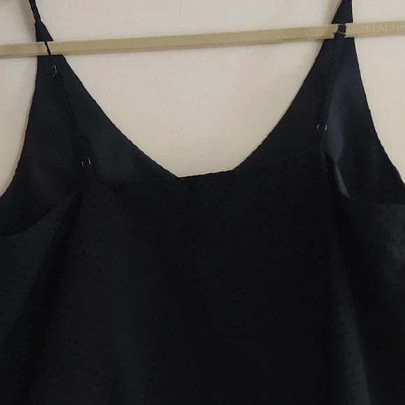 Banana Republic Navy Blue V Neck Polka Dot Textured Lined Sleeveless Top M - Picture 7 of 8